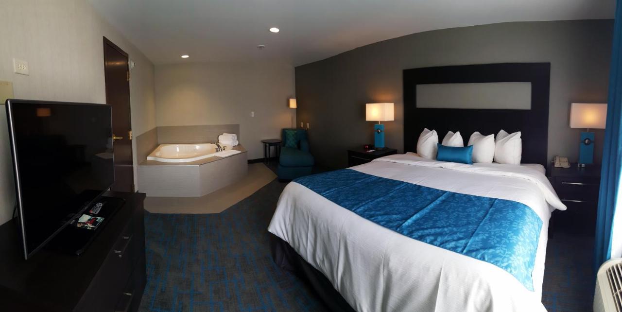 Holiday Inn & Suites Syracuse Airport - Liverpool By Ihg Exterior photo
